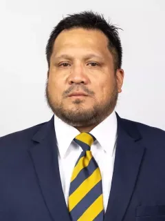 Sione Ta'ufo'ou headshot