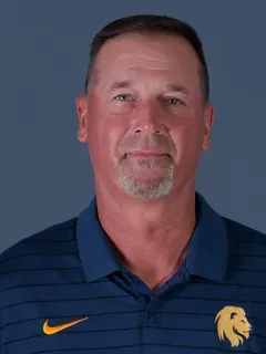 Clint Dolezel headshot