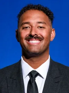 Manny Harris headshot