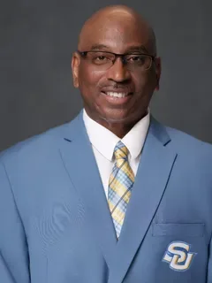 Curtis Johnson headshot