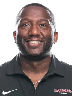 Steven Williams headshot
