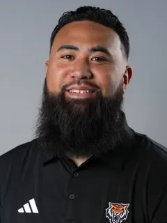 Ricky Ali'ifua headshot