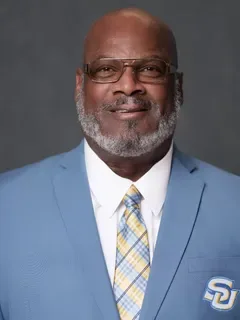 Fred McNair headshot