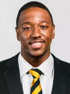 Quinshad Davis headshot
