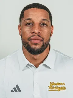 Kyle Perkins headshot