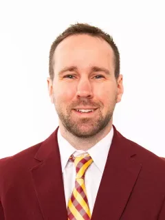 Derek Fulton headshot