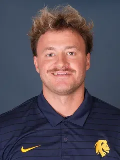 Hunter Freitag headshot