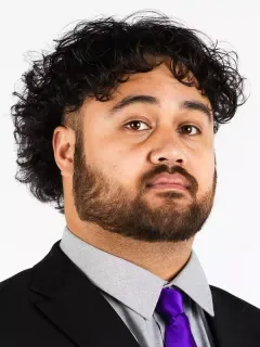 Damian Ilalio headshot