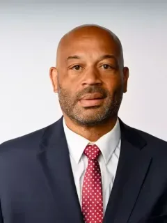 Bryan Applewhite headshot