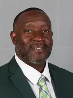 Chris Chestnut headshot