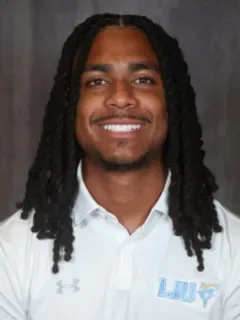 Davon Wells headshot