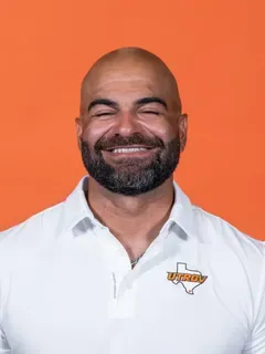 Marco Regalado headshot
