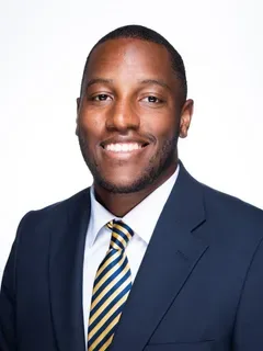TJ Lynn headshot
