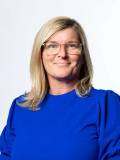 Melissa Tomlinson headshot