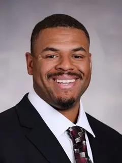 Baer Hunter headshot