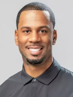 Julian Wilson headshot