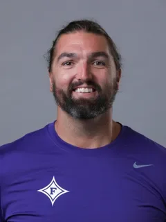 Kyle Jolly headshot