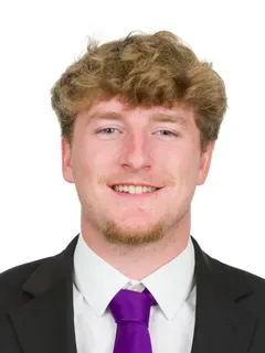 Luke Handy headshot