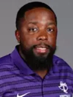 Devante Sims headshot