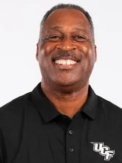 Sean Beckton Sr. headshot